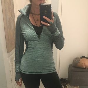Lululemon Run Briskly 1/2 Zip - Size 4